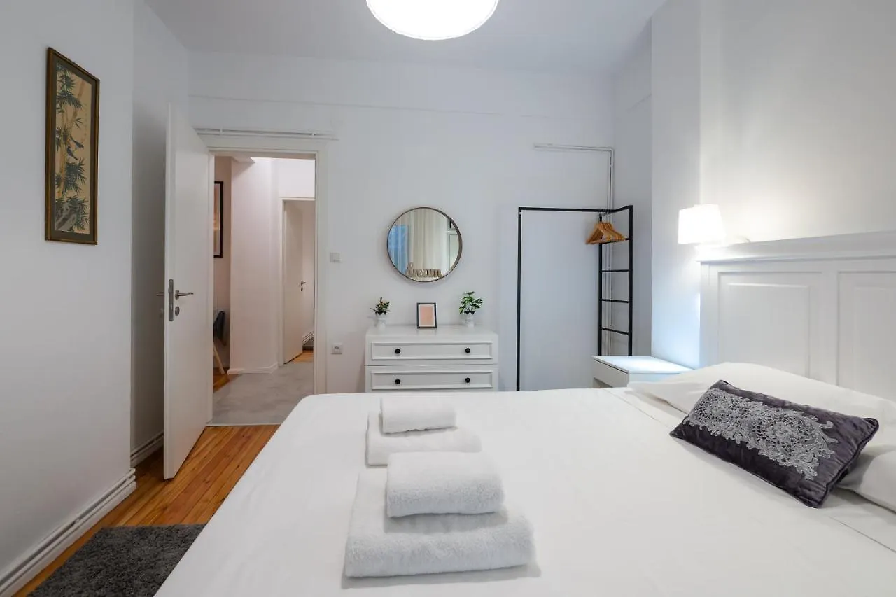 Ikos Central Spacious Apartment Thessaloniki